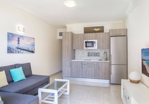 Apartment "Marina Sunny View" with Wi-Fi, Garden & Terrace