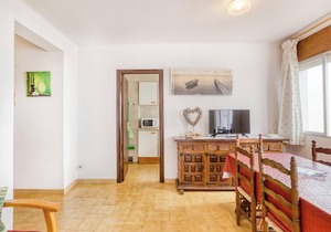 'Apartment Mediterranean View 3-4' close to the Beach with Terrace & Wi-Fi