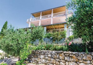 Apartment Na Krstu Vi