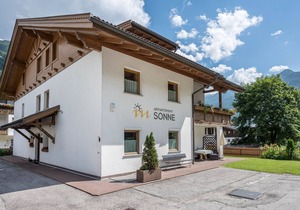 Apartment 'Sonne Nr. 16' with Mountain View, Garden & Wi-Fi