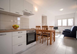 Apartment Suzana by Interhome