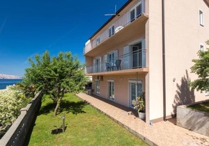 Apartment Suzana - SNJ138 by Interhome