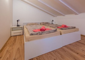 Apartment Tomica - open pool: A4 dvoetažni(4+3) - Novi Vinodolski, Riviera Crikvenica, Croatia