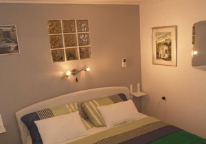 Apartment Vedro - 50 m from sea: 4 - Green(2+2) - Korcula, Island Korcula, Croatia