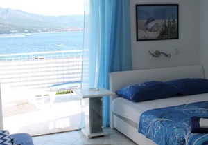 Apartment Vedro - 50 m from sea: 3 - Blue(2) - Korcula, Island Korcula, Croatia
