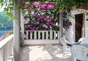 Apartment Violetta-1 by Interhome