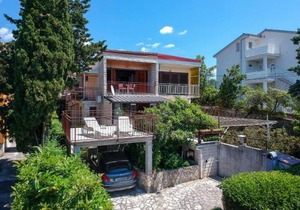 Apartment Visnja-2 by Interhome