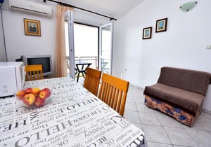 Apartment Vukić-3 by Interhome