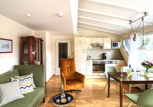 Apartment with balcony directly on the banks and with a view of the Moselle