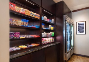 Apartment with Free Daily Breakfast | Flat Screen TV + Access to Fitness Center