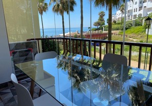 Apartment with sea view "Lubina Del Sol"