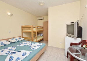 Apartments and Rooms Villa Mia