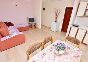 Apartments and Rooms Villa Mia
