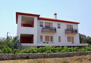 Apartments by the sea Ugljan - 830