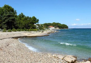 Apartments by the sea Ugljan - 830