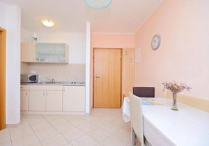 Apartments Ivanka (67921-A2) - Senj