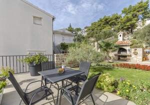 Apartments Mali mago