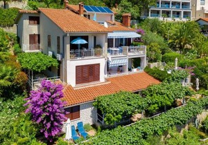 Apartments Mandica