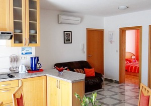 Apartments Marica, (15802), Malinska, hr
