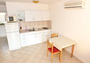 Apartments Mile, (11088), Pag, hr