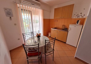Apartments Vjenceslava (61921-A3) - Senj