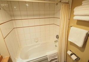 Apex Mountain Inn Suite 205-206 Condo