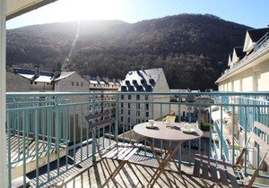 Appart. central 6/7 pers. à Bagnères-de-Luchon avec parking et animaux admis - FR-1-313-171