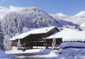 Appartement cosy à Arêches, 50m des pistes, terrasse ouest et piscine l'été - FR-1-342-249