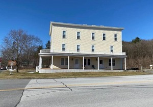 Apt 2A Lake Bomoseen Inn “The Dog” with boat slip.
