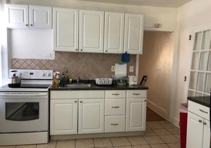 Apt near Einstein’s Hospital and Lasalle University