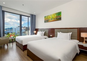 Aria Grand Hotel and Apartments (Family Balcony Room 5)
