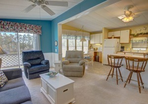 Assateague Pointe 2 br/1 ba 2 outdoor pools -in WOC.