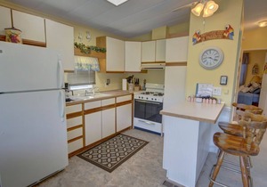 Assateague Pointe 2 br/1 ba 2 outdoor pools -in WOC.