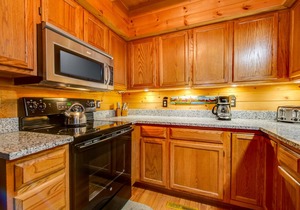 At Last: Shagbark Cabin with Hot Tub, Arcade Games, and More!