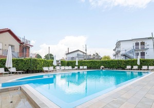 Atmospheric Apartment in Paestum with Swimming Pool