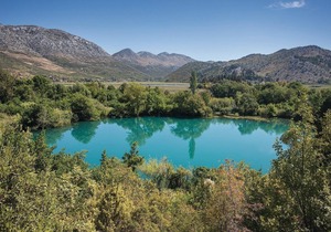 Awesome apartment in Rogotin with 3 Bedrooms and WiFi in Rogotin