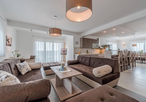 Awesome home in Debeljak with kitchen