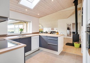 Awesome home in Odder with kitchen