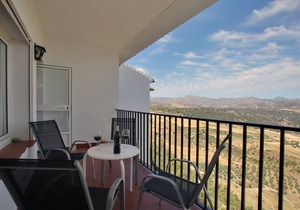 AWESOME VIEWS & LOCATION IN OLD TOWN