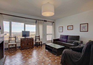 AWESOME VIEWS & LOCATION IN OLD TOWN B