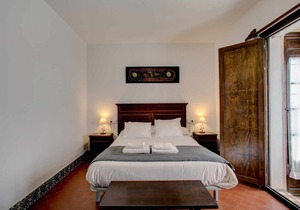 AWESOME VIEWS & LOCATION IN OLD TOWN B