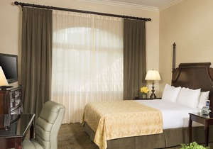 Ayres Suites Diamond Bar