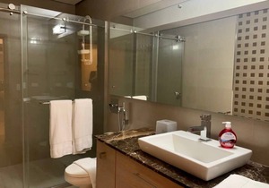 Azteca Cafe I Morden 1 Bed Apt in Costa del Este