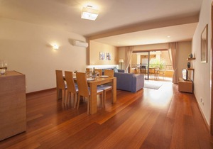 B27 - LuzBay 2 Bed Apartment