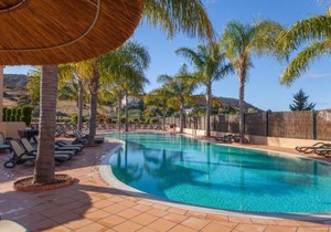 B27 - LuzBay 2 Bed Apartment