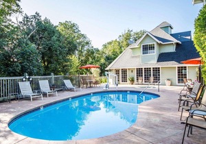 Baechtel Creek Inn an Ascend Hotel Collection Member