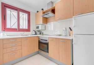 BALANDROS NEW PENTHOUSE HIGH STANDING SEA FRONT