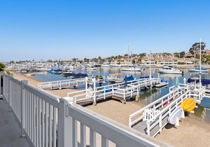 Balboa Island Bayfront Beach House with Private Dock !!!