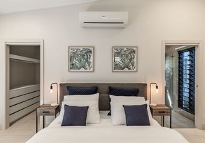 Bali inspired hideaway with Plunge Pool and Tropical Villa