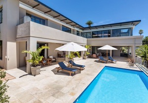 Bantry Retreat luxury guest house, Queen Suite 1